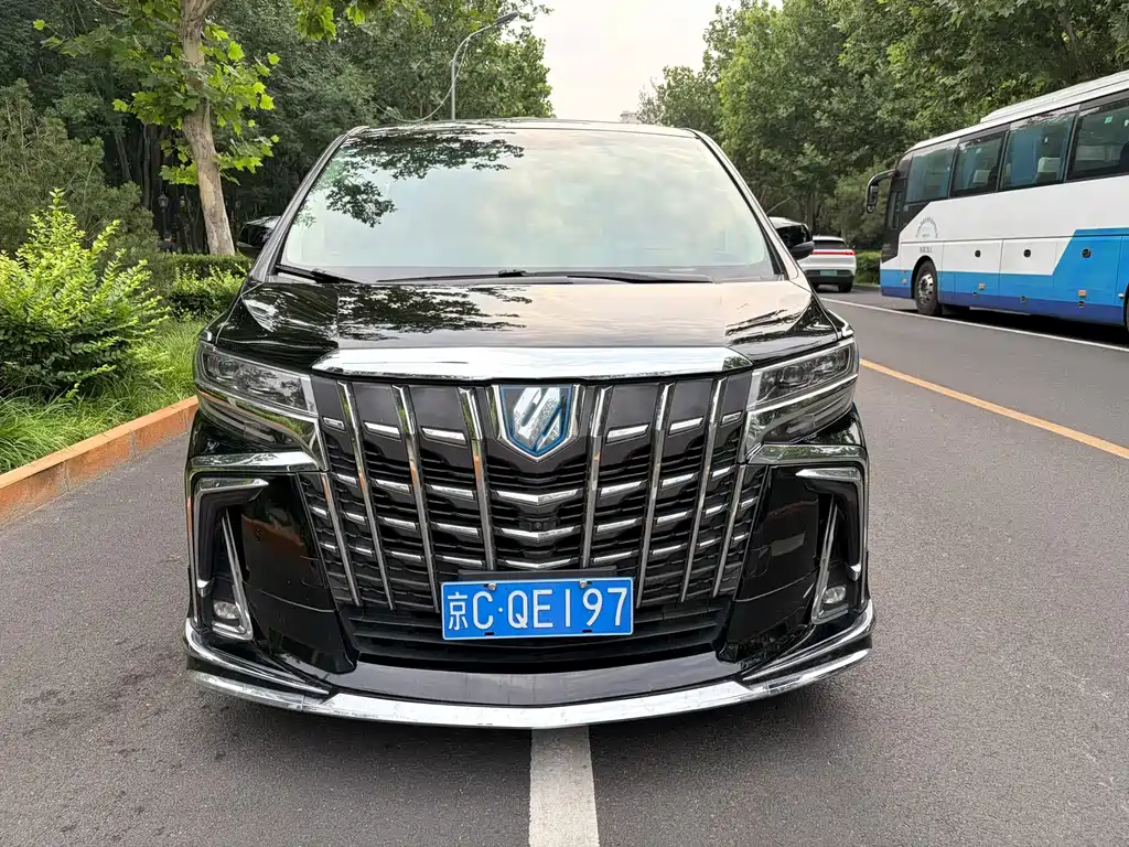 Toyota Alphard 2018 3.5L Luxury