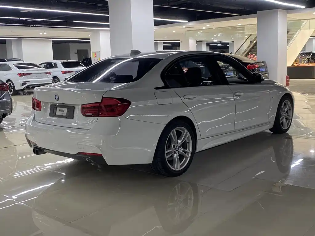 BMW 3 Series — миниатюра 6