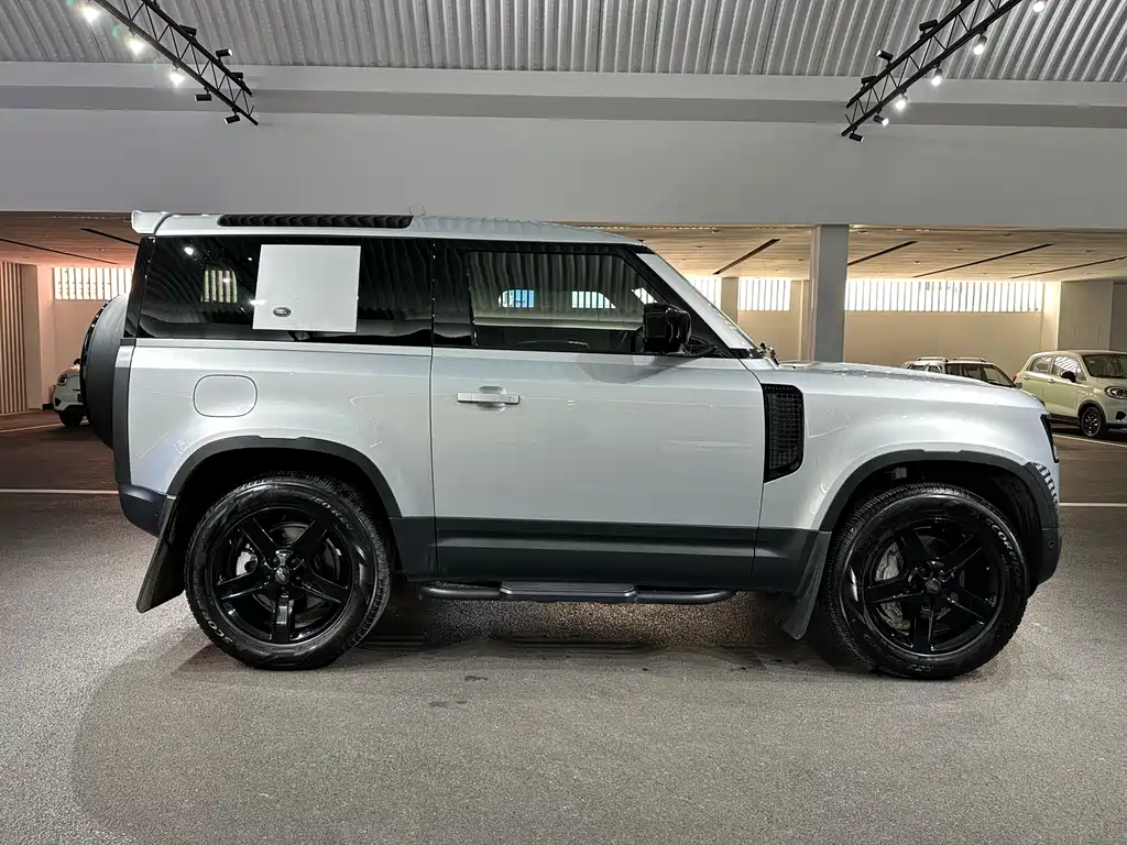 Land Rover Land Rover Defender 2023 90 3.0T P400 XS