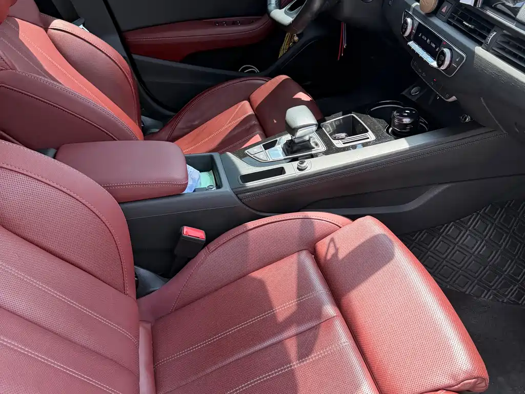 Audi A4L — миниатюра 8