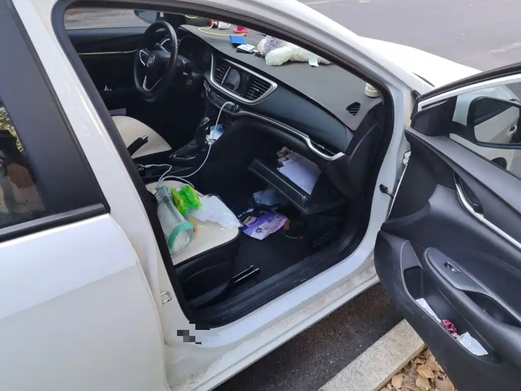 Buick Excelle — миниатюра 20