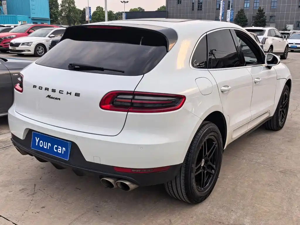 Porsche Macan — миниатюра 6