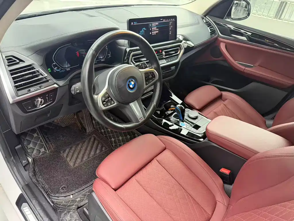 BMW iX3 — миниатюра 4