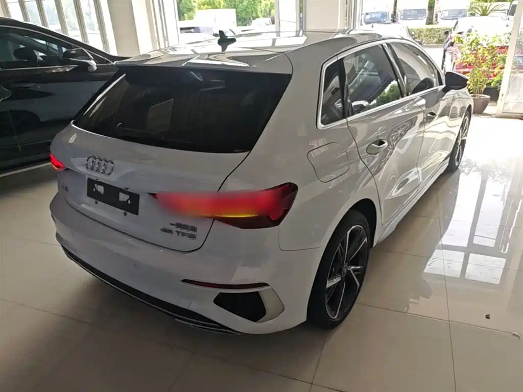 Audi A3 2022 Sportback 35 TFSI Fashion Sport