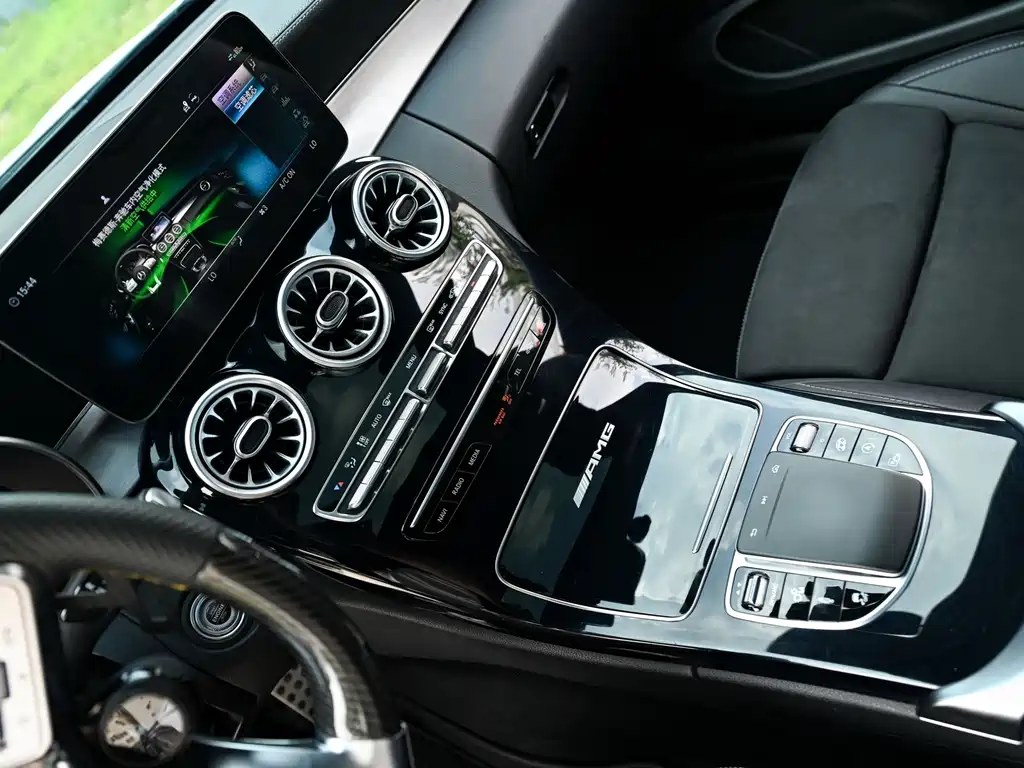 Mercedes-Benz C-Class AMG — миниатюра 10
