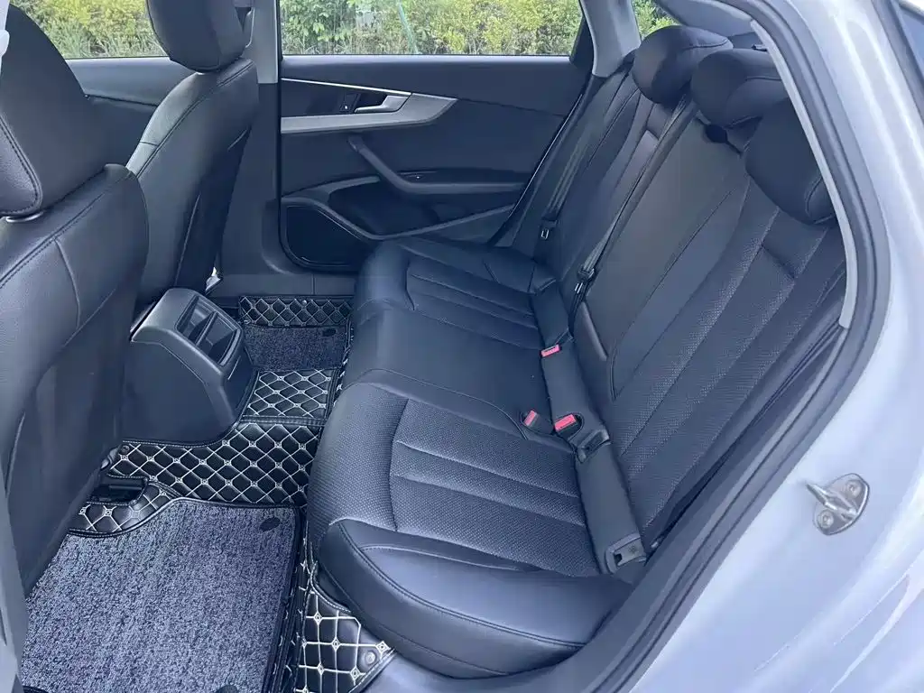 Audi A4L — миниатюра 6