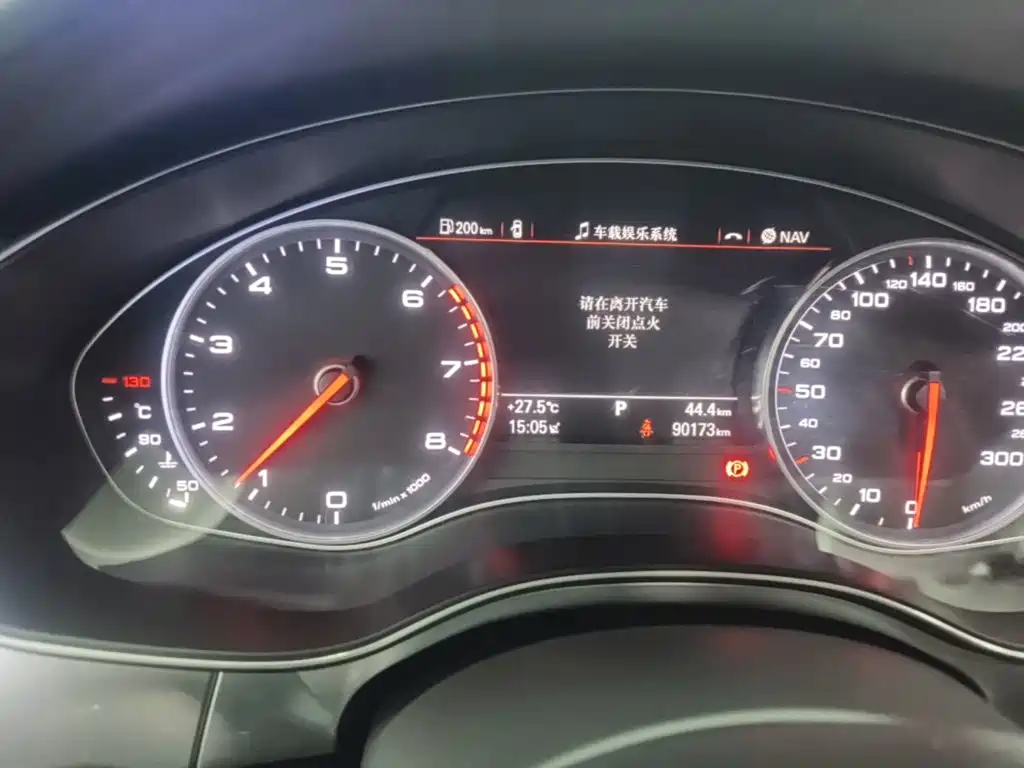 Audi A6L — миниатюра 12