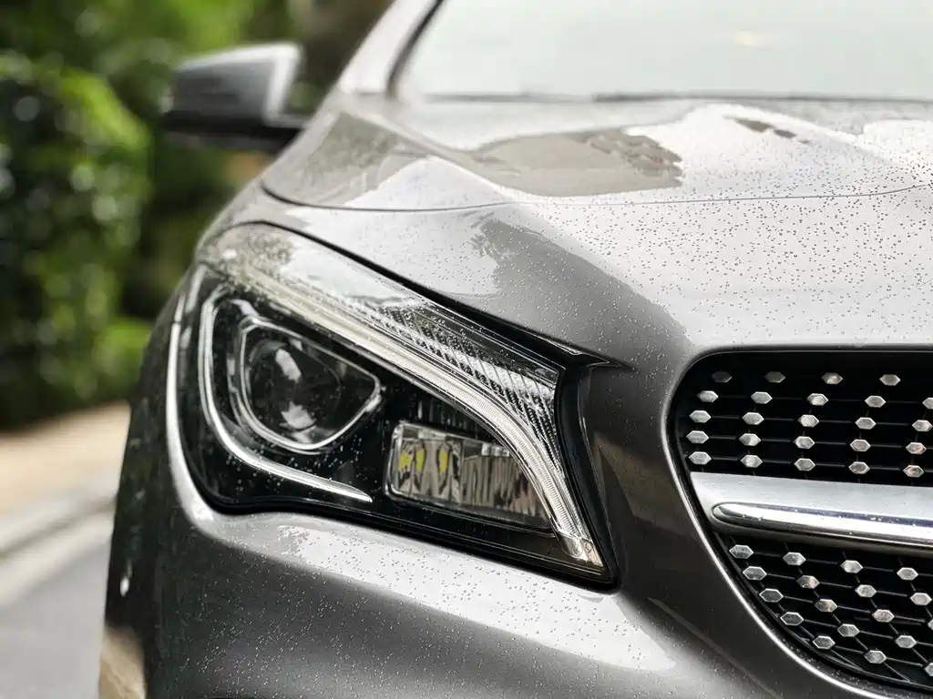 Mercedes-Benz CLA 2017 CLA 200 Fashion