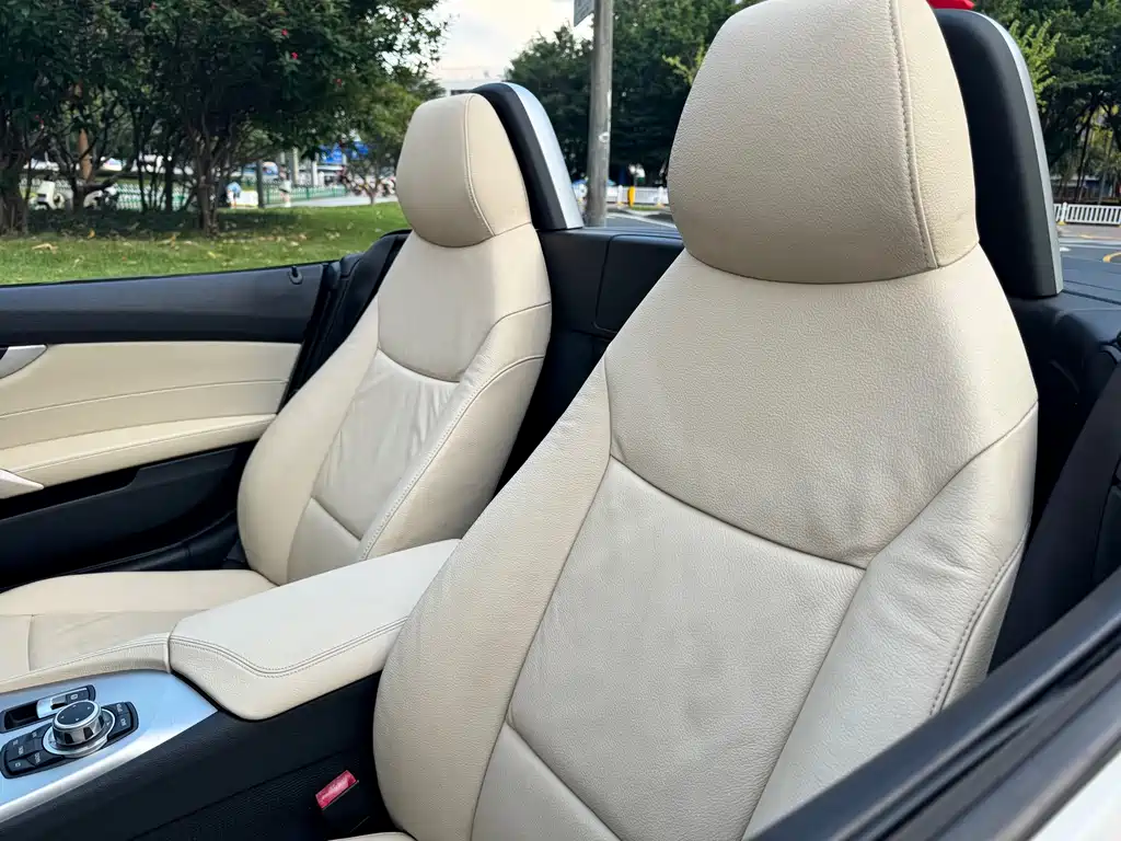BMW Z4 — миниатюра 9