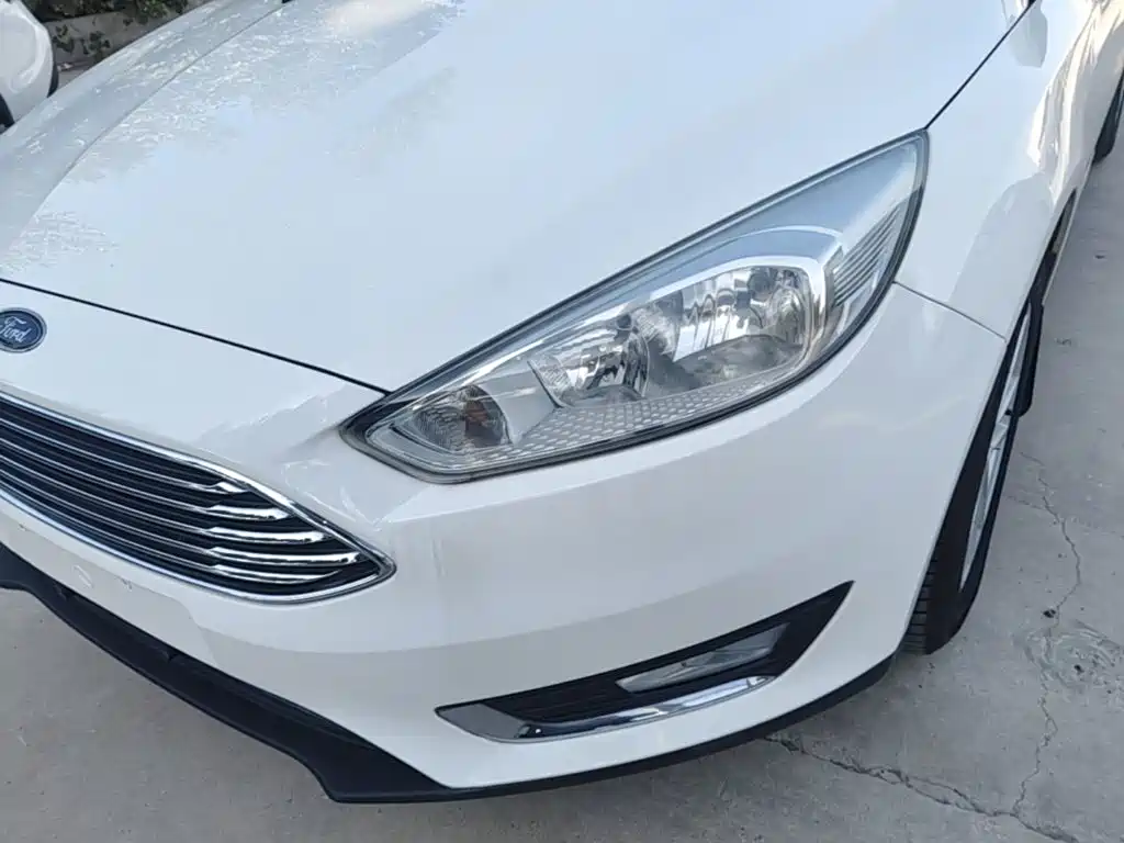 Ford Focus — миниатюра 24