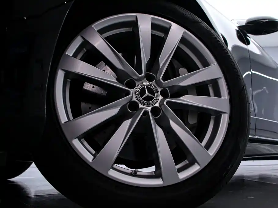 Mercedes-Benz S-Class — миниатюра 20