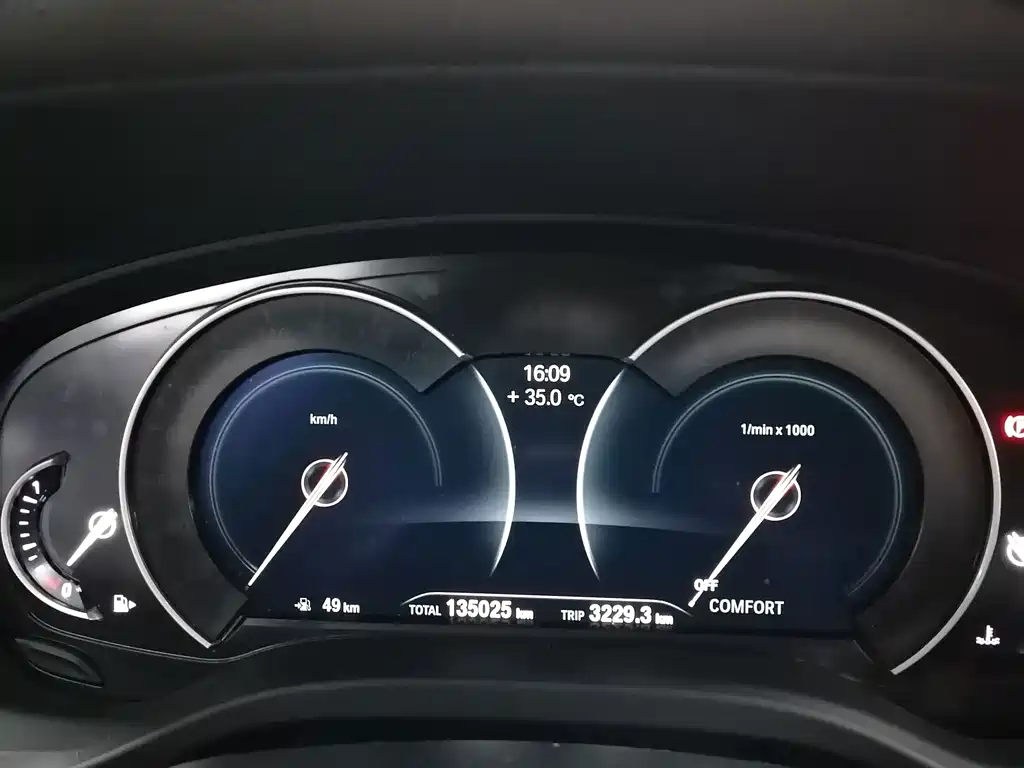 BMW X3 — миниатюра 9
