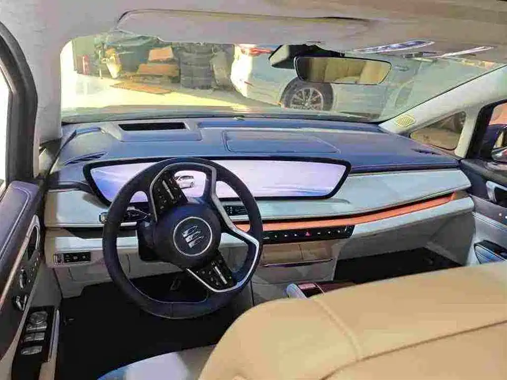 Buick GL8 Hybrid — миниатюра 9