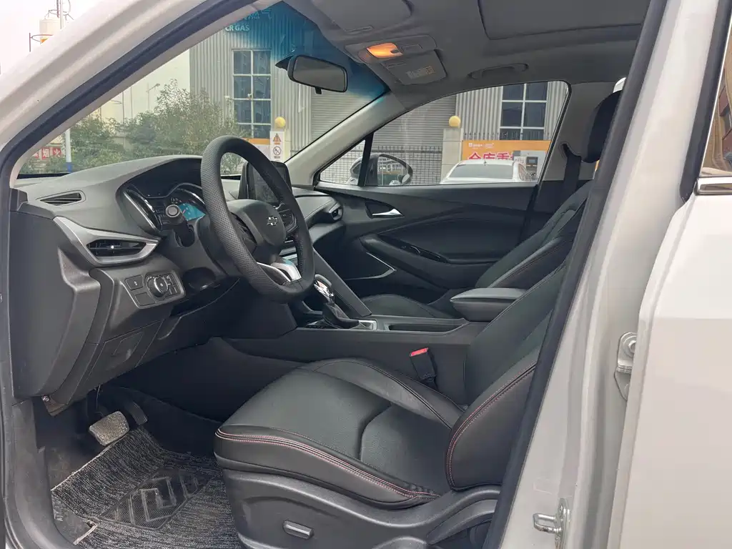 Chevrolet Volando — миниатюра 11