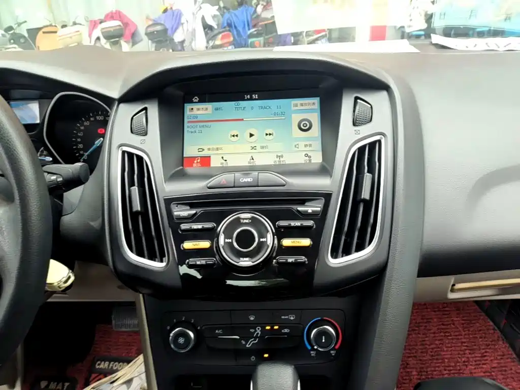 Ford Focus — миниатюра 13