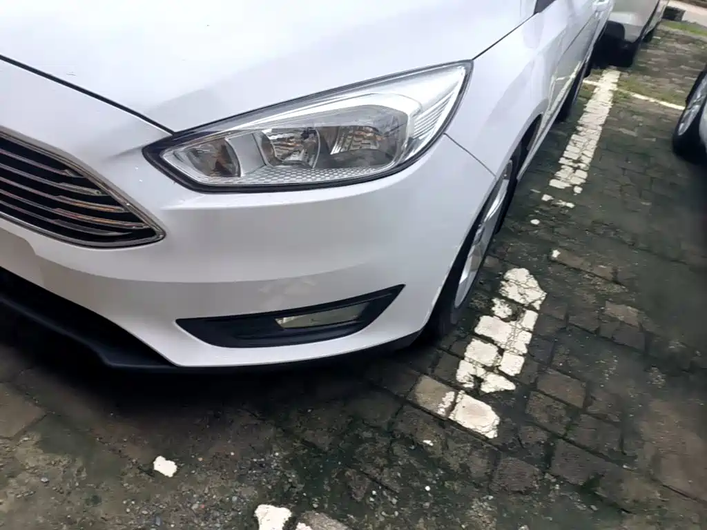Ford Focus — миниатюра 24