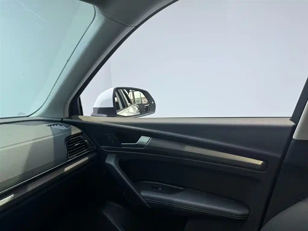 Audi Q5L 2022 40T Luxury