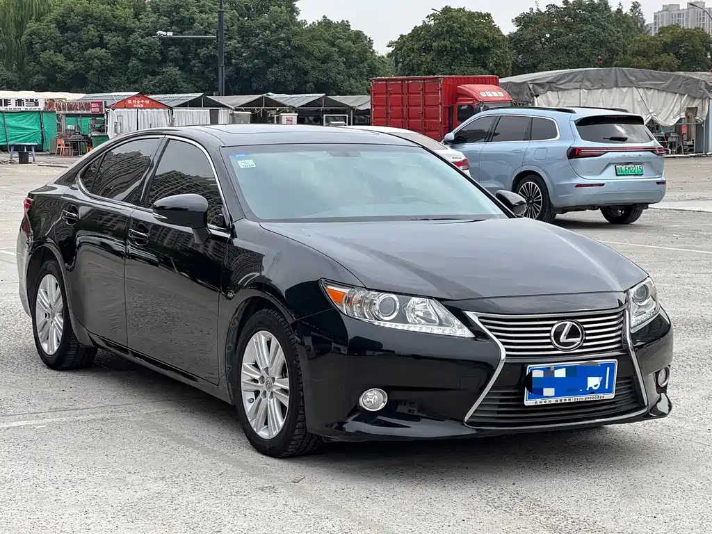 Lexus ES — миниатюра 3