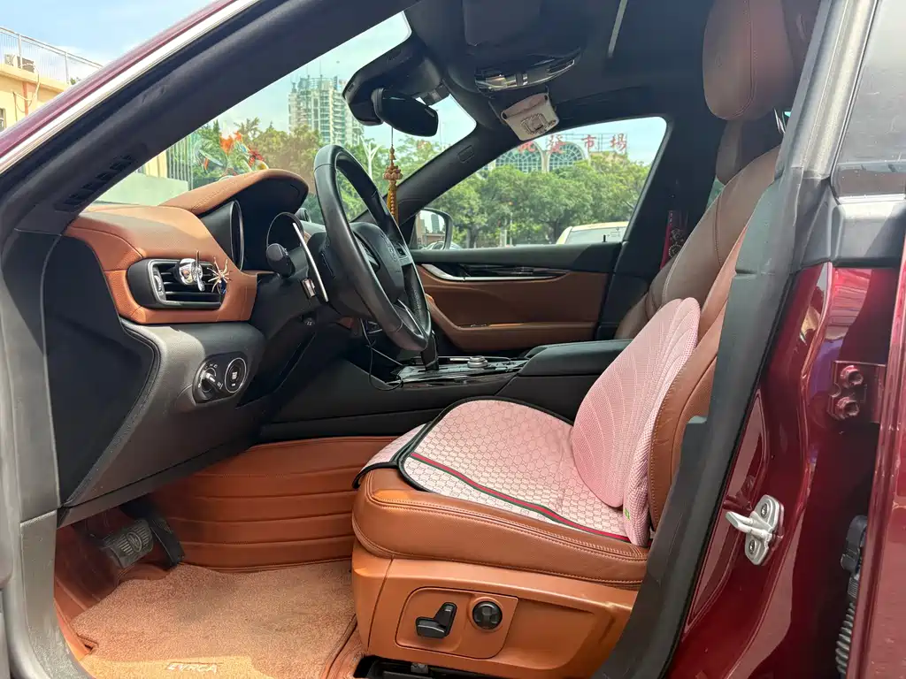 Maserati Levante — миниатюра 7