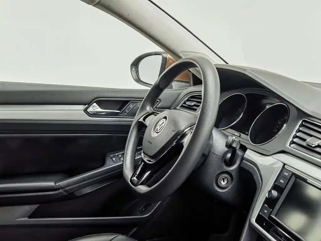 Volkswagen Lamando — миниатюра 22