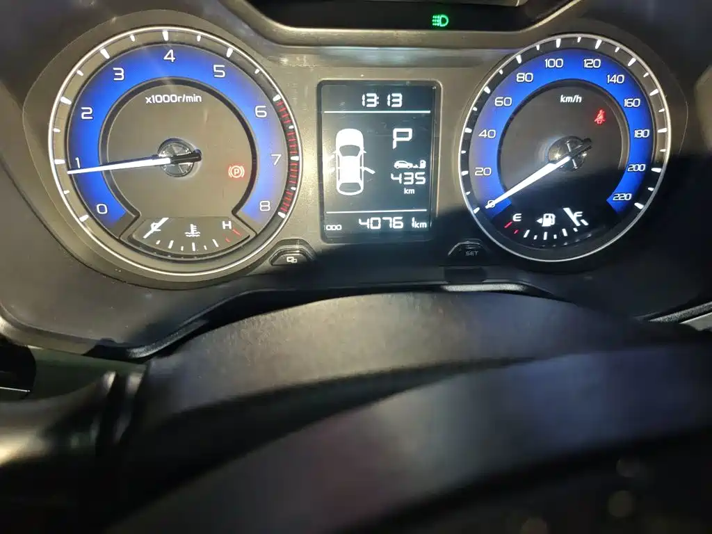 Geely Vision X3 — миниатюра 5