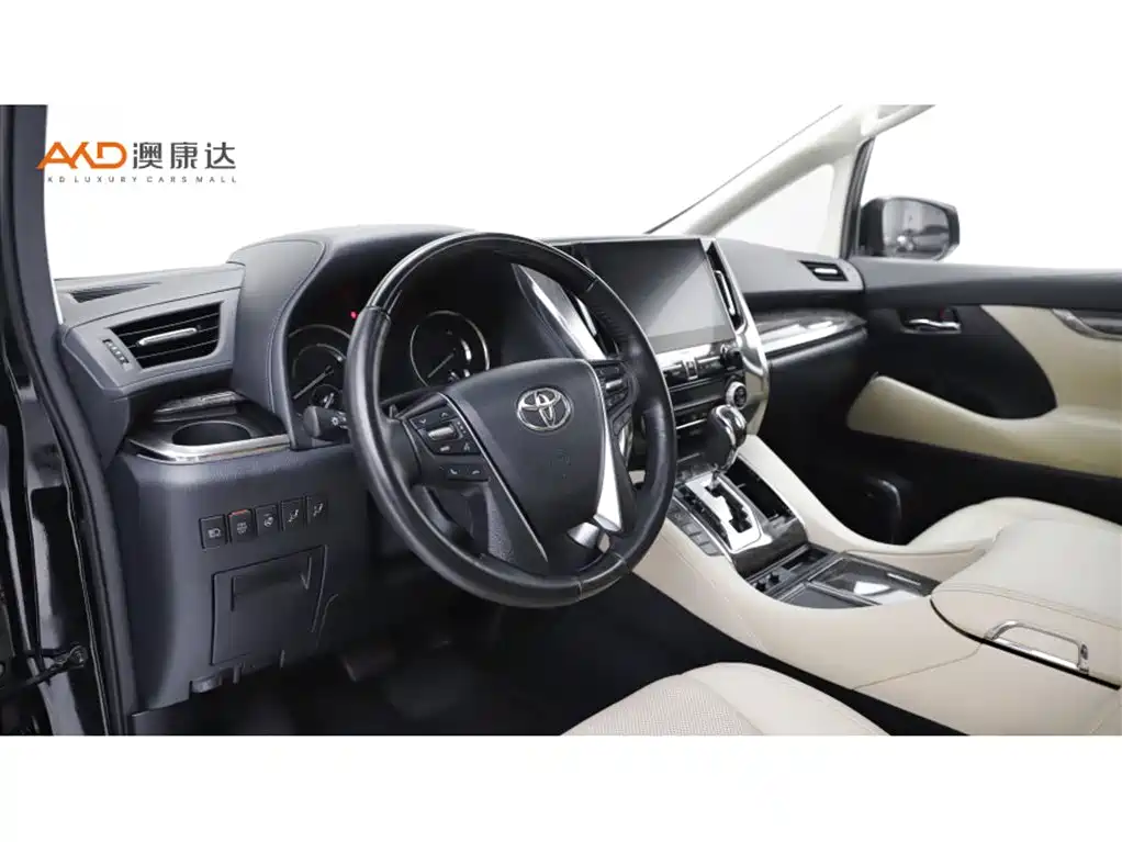 Toyota Alphard — миниатюра 6