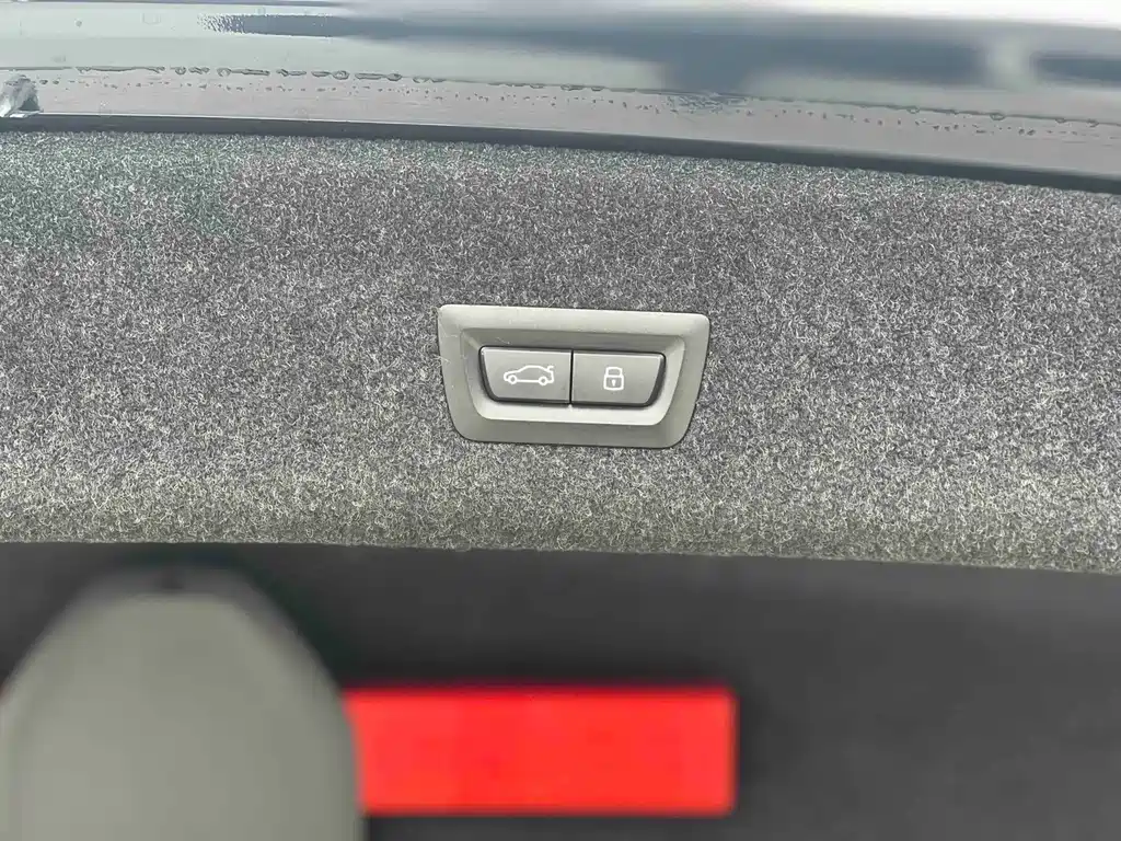 BMW 3 Series — миниатюра 16