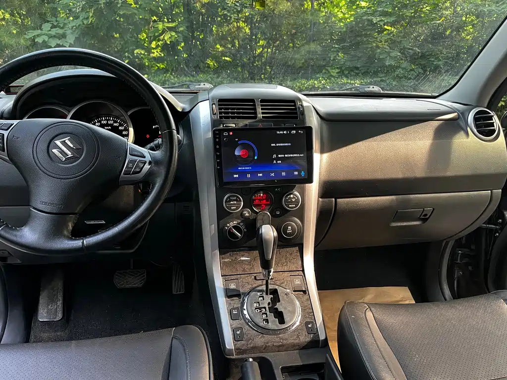 Suzuki Grand Vitara — миниатюра 13