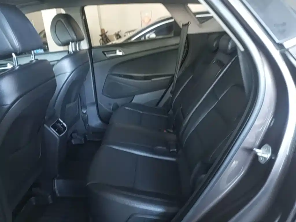 Hyundai Tucson — миниатюра 17