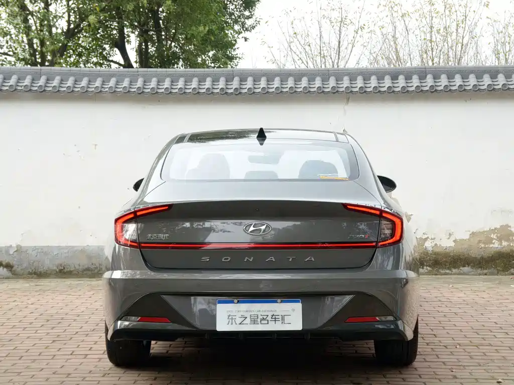 Hyundai Sonata — миниатюра 6