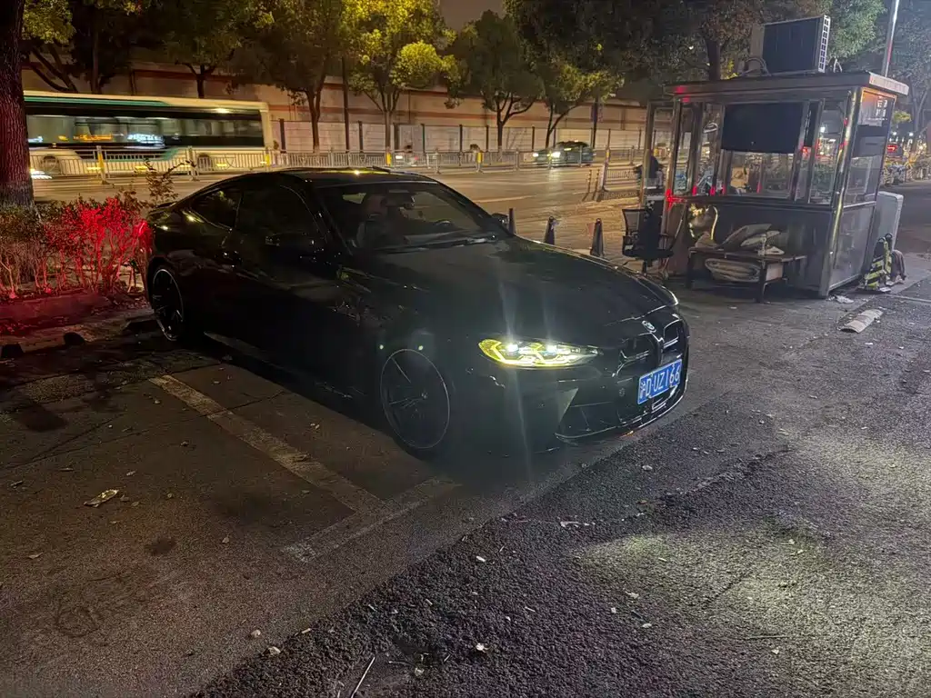 BMW M4 — миниатюра 4