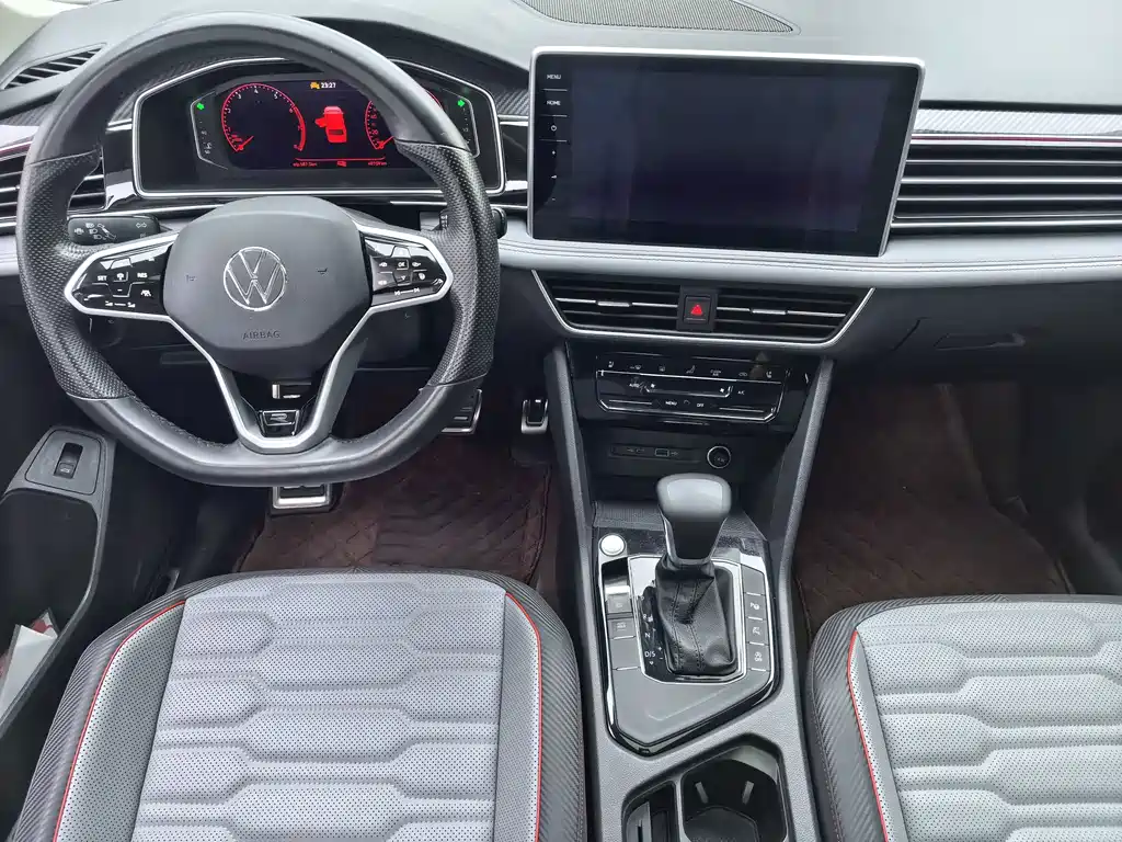 Volkswagen Tiguan L — миниатюра 6