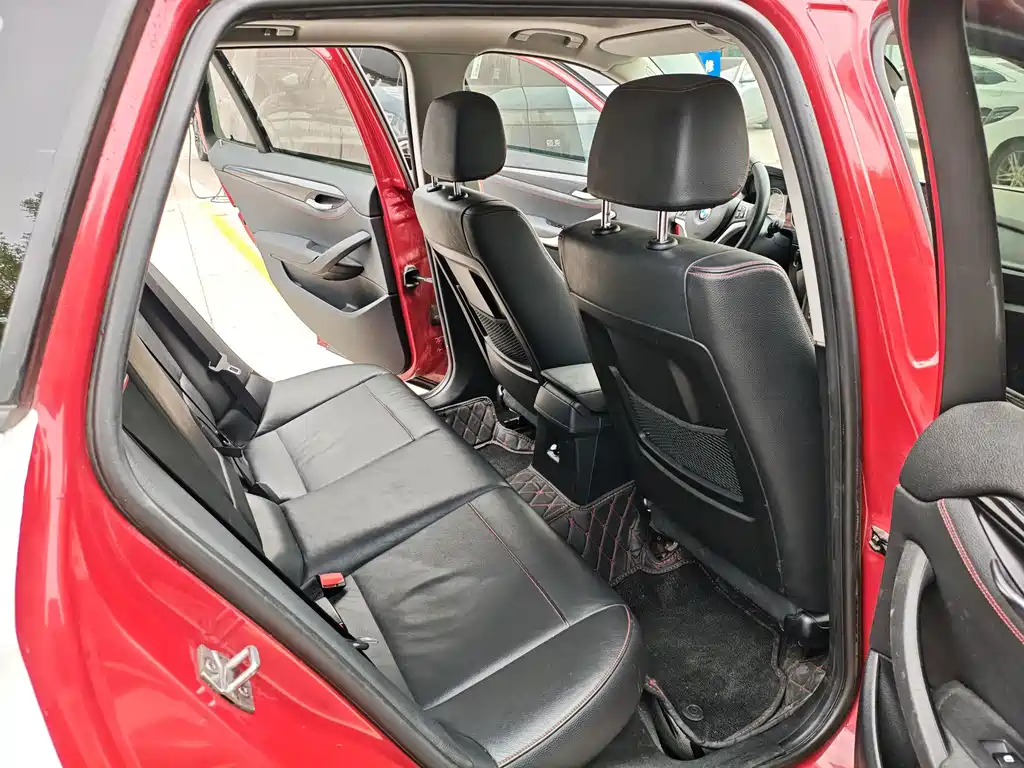 BMW X1 — миниатюра 11