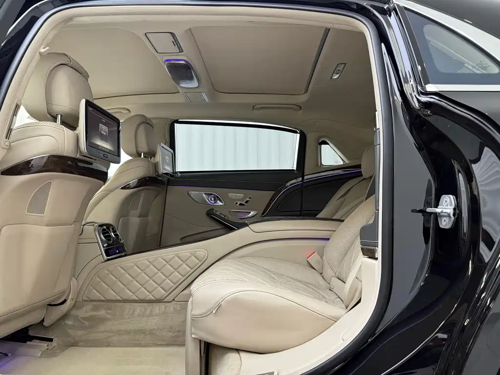 Mercedes-Benz S-Class — миниатюра 6