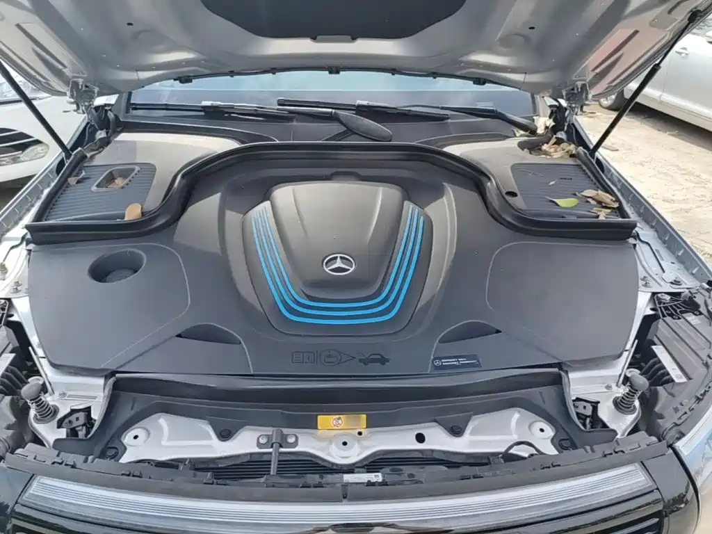 Mercedes-Benz EQC — миниатюра 20
