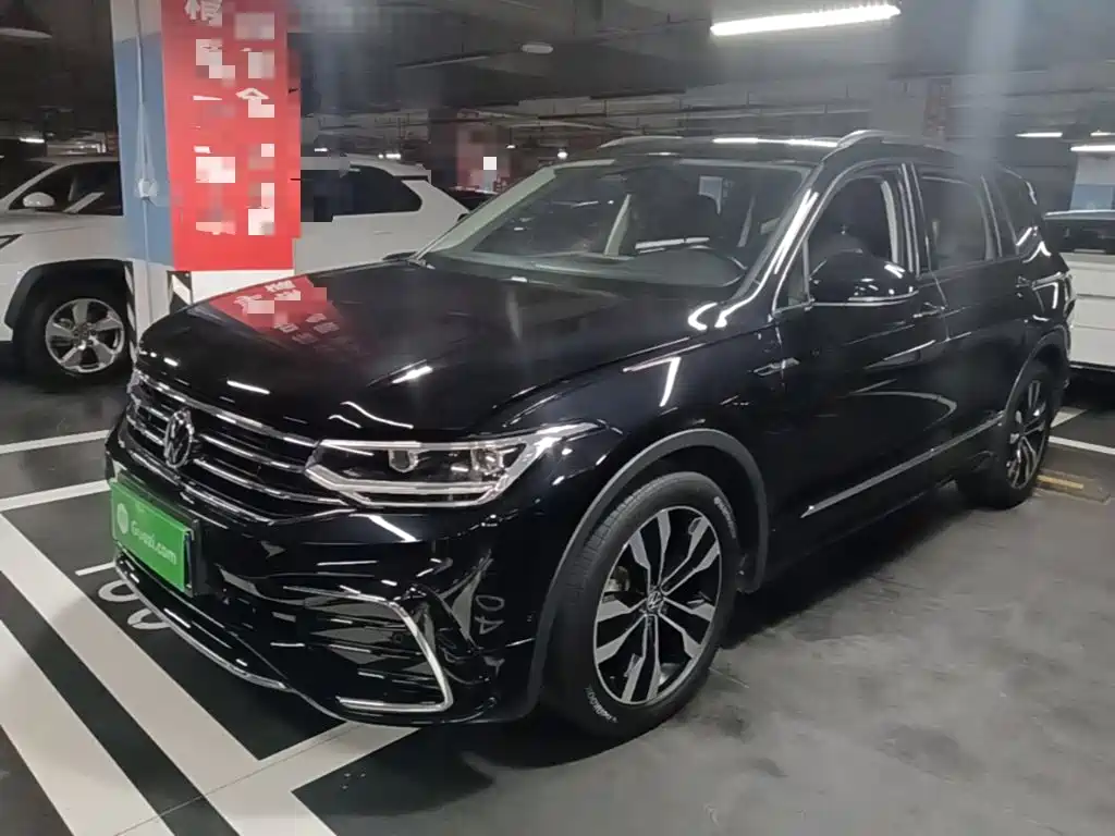 Volkswagen Tiguan L — миниатюра 2