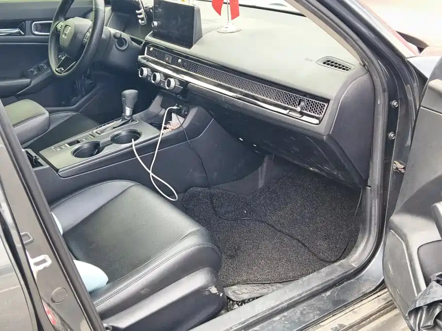 Honda Civic — миниатюра 8