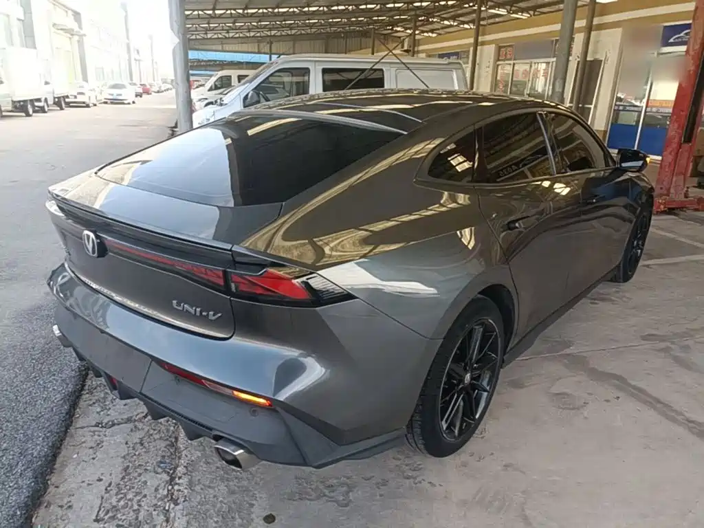 Changan UNI-V — миниатюра 7