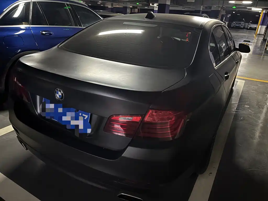 BMW 5 Series — миниатюра 8
