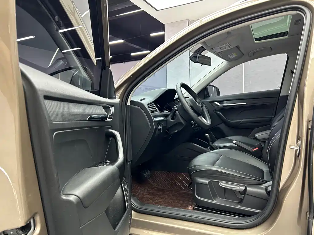 Skoda Kamiq - фото 9