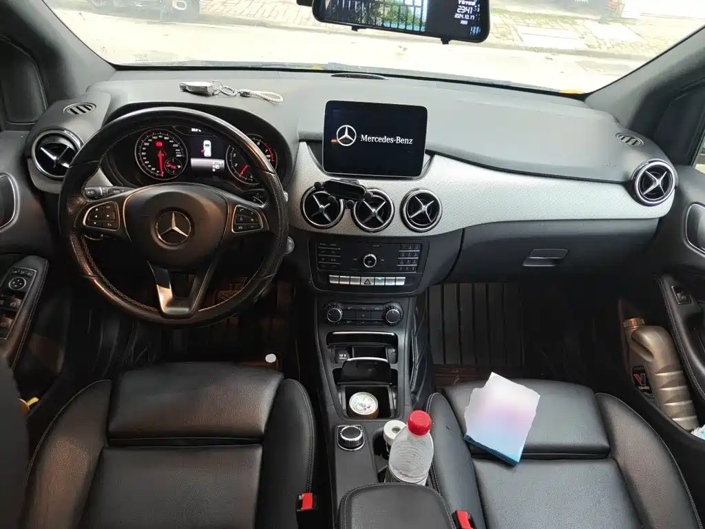 Mercedes-Benz B-Class — миниатюра 5