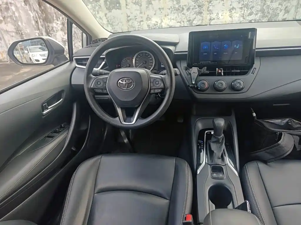 Toyota Corolla — миниатюра 11