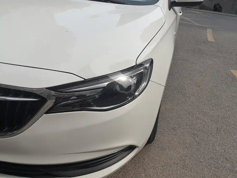 Buick Excelle — миниатюра 5