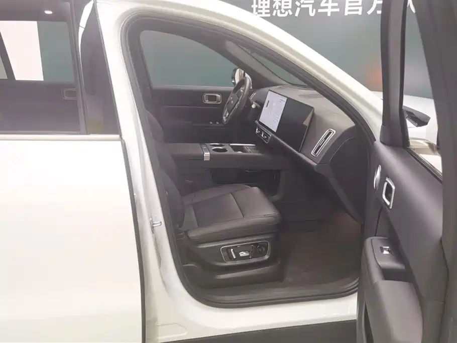 Li Auto L9 2025 Ultra