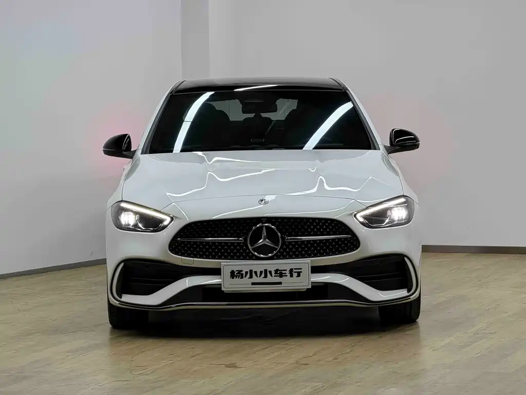Mercedes-Benz C-Class — миниатюра 2