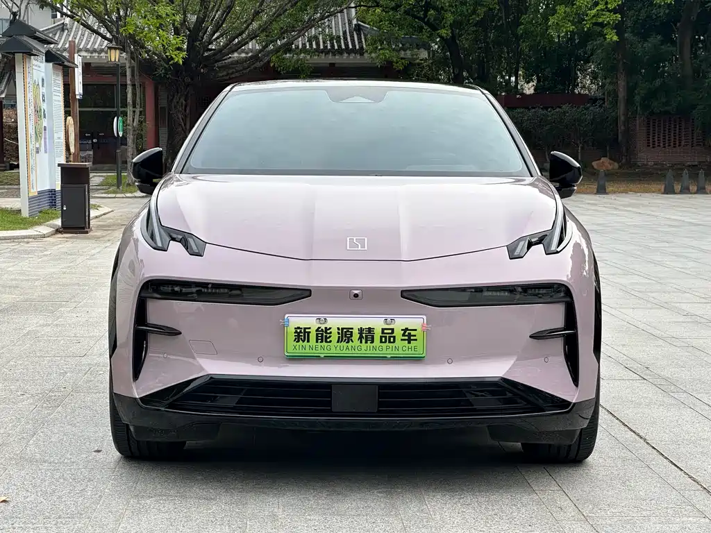 Zeekr X 2025 мест