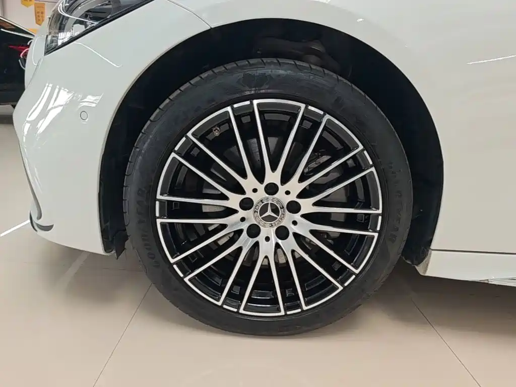 Mercedes-Benz C-Class — миниатюра 23