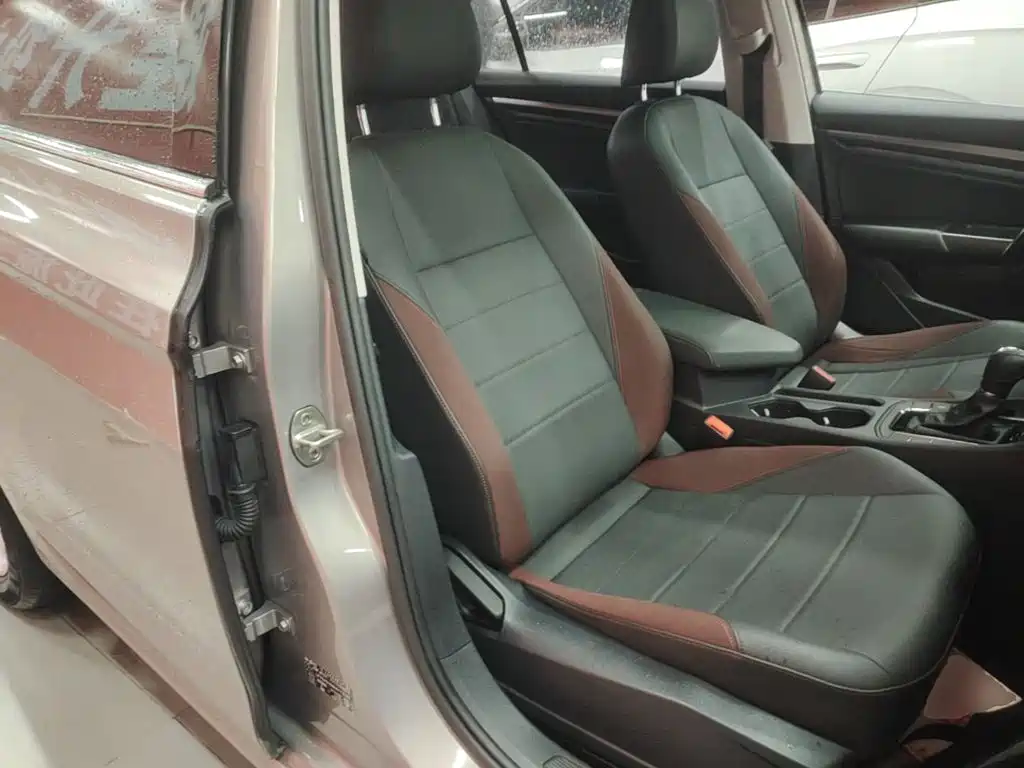 Volkswagen Bora — миниатюра 25