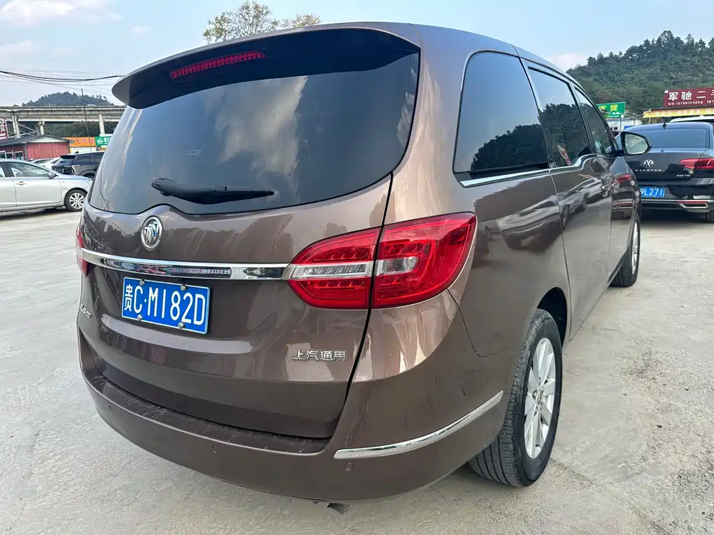Buick GL8 — миниатюра 4