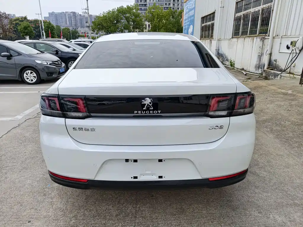 Peugeot 308 — миниатюра 3